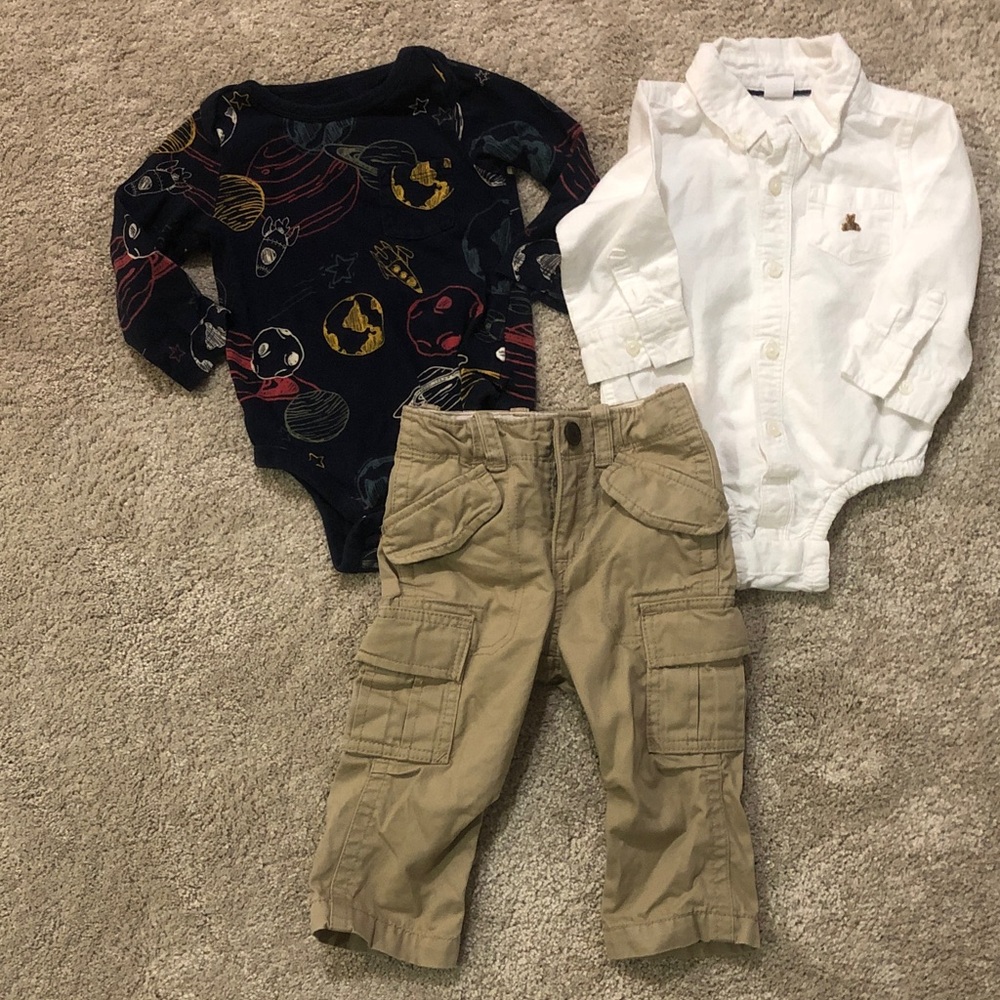 Baby Gap 3 pc bundle 2 onesie-white button down & khaki cargo pants Sz 12-18 Mo